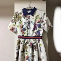 emiriawiz定番のフラワーモチーフワンピース Mのサムネイル
