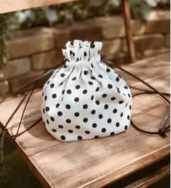 アンミヌ　ノベルティ　バッグ　ドット