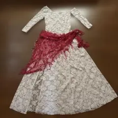 ベリーダンス・白お花柄レースのステキな長袖ロングドレス