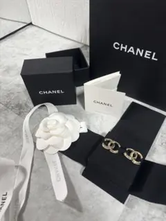 CHANEL ピンバッジ ❤︎ ワイキキHawaii購入 ① - メルカリ
