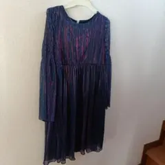 ネイビー系ストライプ長袖ワンピース