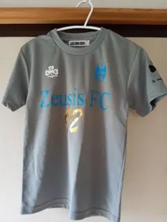 サッカーウェア 140センチ　グレー