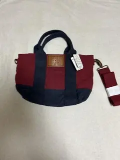 新品未使用！ロゴ入りハンドバッグ