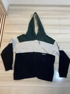 HUF フーディー　パーカー