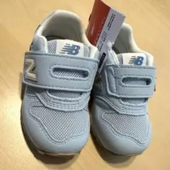 【新品未使用】New Balance ベビー　IZ373 ライトブルースニーカー