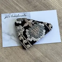 ✨インド刺繍リボン✨ヘアピン　ブラック系　バレッタ　ヘアクリップ　パッチン