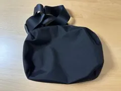 Item thumbnail for item 4d28079f-60e7-459c-837b-95f70d7526eb