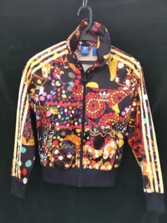 稀少！早い者勝ち！！アディダス黒 花柄 ジャージＳ−Ｍサイズ　トラックジャケット