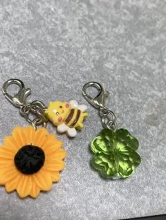 ひまわり 蜂 四つ葉のクローバー チャームセットのサムネイル