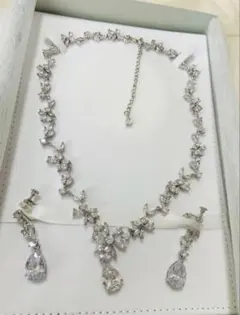 Item thumbnail for item 9a064ece-5a40-47e3-8592-302dc5337f8c