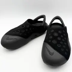 NIKE アクア スウッシュ キッズ サンダル 黒 水陸両用 スリッポン 21のサムネイル