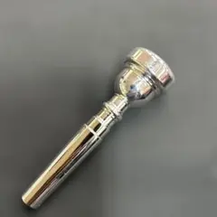 Item thumbnail for item c75526dc-210b-46fc-9f71-5e081953b700