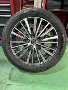 専用　エルグランドNISSAN 18インチホイールセット DUNLOPタイヤ1本 2026年最新】日産 メーカー：日産 車 タイヤ・ホイールセット 18インチ