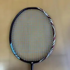 YONEX ナノフレア700 4U5 バドミントンラケット　「値下げ交渉可」 YONEX ナノフレア700 4U5 バドミントンラケット 「値下げ交渉可