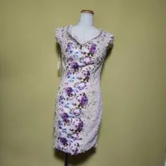 新品未使用タグ付き　花柄ビーズ装飾タイトドレス　キャバドレス