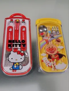 アンパンマン　ハローキティ　カトラリーセット
