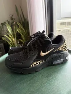 NIKE W AIR MAX EXCEE GPX 24cmのサムネイル