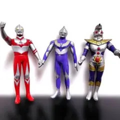 旧シリーズ　JAPAN　ウルトラマンシリーズ 3体セット　硬質ソフビ　バンダイ