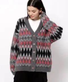 niko and... アソート柄フェザーＶネックカーディガン　新品