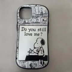 iPhone13.14ケース　モノクロ　スヌーピー