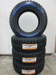 TOYOオープンカントリーR/T　215/65R16 ハイエース・キャラバンのサムネイル