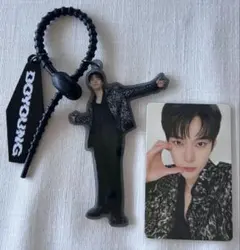 NCT 127ドヨン アクリルキーホルダー &購入特典トレカUnity