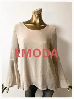 ☘️T22133☘️EMODA 袖フレア ブラウス トップス Sのサムネイル