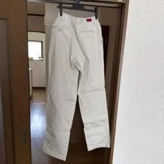 Levi's（リーバイス）の「RED TAB #503」モデルのチノパン