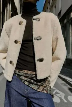 ZARA トグルボタンフェイクファージャケット　Mサイズ