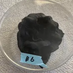 新品 B6　定価7000円　バラの花　コサージュ　在庫一掃処分大特価　1300円