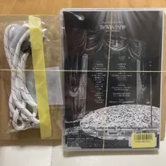 Mrs. GREEN APPLE ホワイトラウンジ　スマホショルダー付き