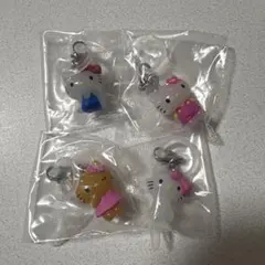 即日発送：ハローキティ めじるしアクセサリー 4種 ガチャガチャ キティ