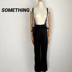 SOMETHING サスペンダーパンツ 黒 白ステッチ M ワイド