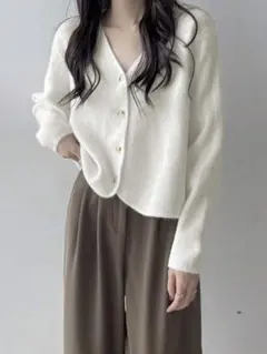 Shein◾️ 快適なvネックセーター レディース 伸縮性のある素材