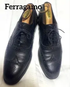 FERRAGAMO ブラックレザーウィングチップシューズ 9D