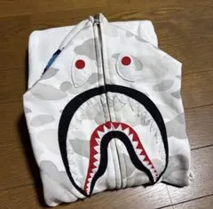 A BATHING APEシャークパーカー (白) SHARK