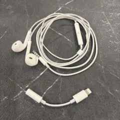 Apple純正有線イヤホン 3.5mmジャックとLightningアダプタ付き
