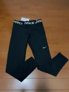 新品タグ付　NIKE PRO レギンス　レディースL