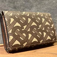 【美品】BURBERRY TBモノグラム ロゴ総柄 三つ折り財布 コンパクト
