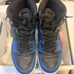 い*す様 スニーカー