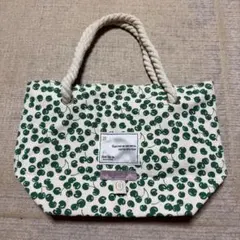 Her lip to Cherry Tote Bag greenのサムネイル