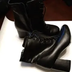 ブラックハイヒールブーツ