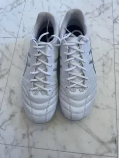 ASICS サッカーシューズ ホワイト