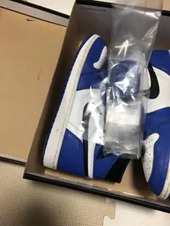 Item thumbnail for item ae5444b4-e2a1-43b8-b84e-9f15c65f15ae