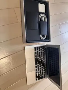 値下げApple MacBook Air シルバー 本体