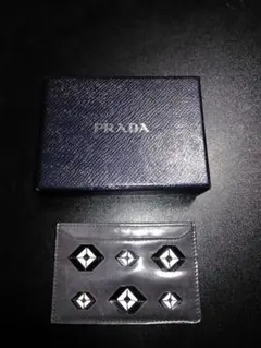 PRADA グレー カードケース