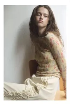 ZARA フローラルプリントニットトップス M