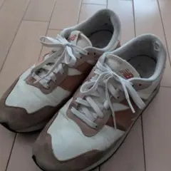 new balance スニーカー ホワイト/ベージュ