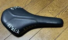 fi'zi:k Antares R7 サドル ブラックのサムネイル