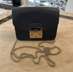 ✨FURLAフルラ✨メトロポリス ミニ ショルダーバッグ 肩掛け/チェーンのサムネイル